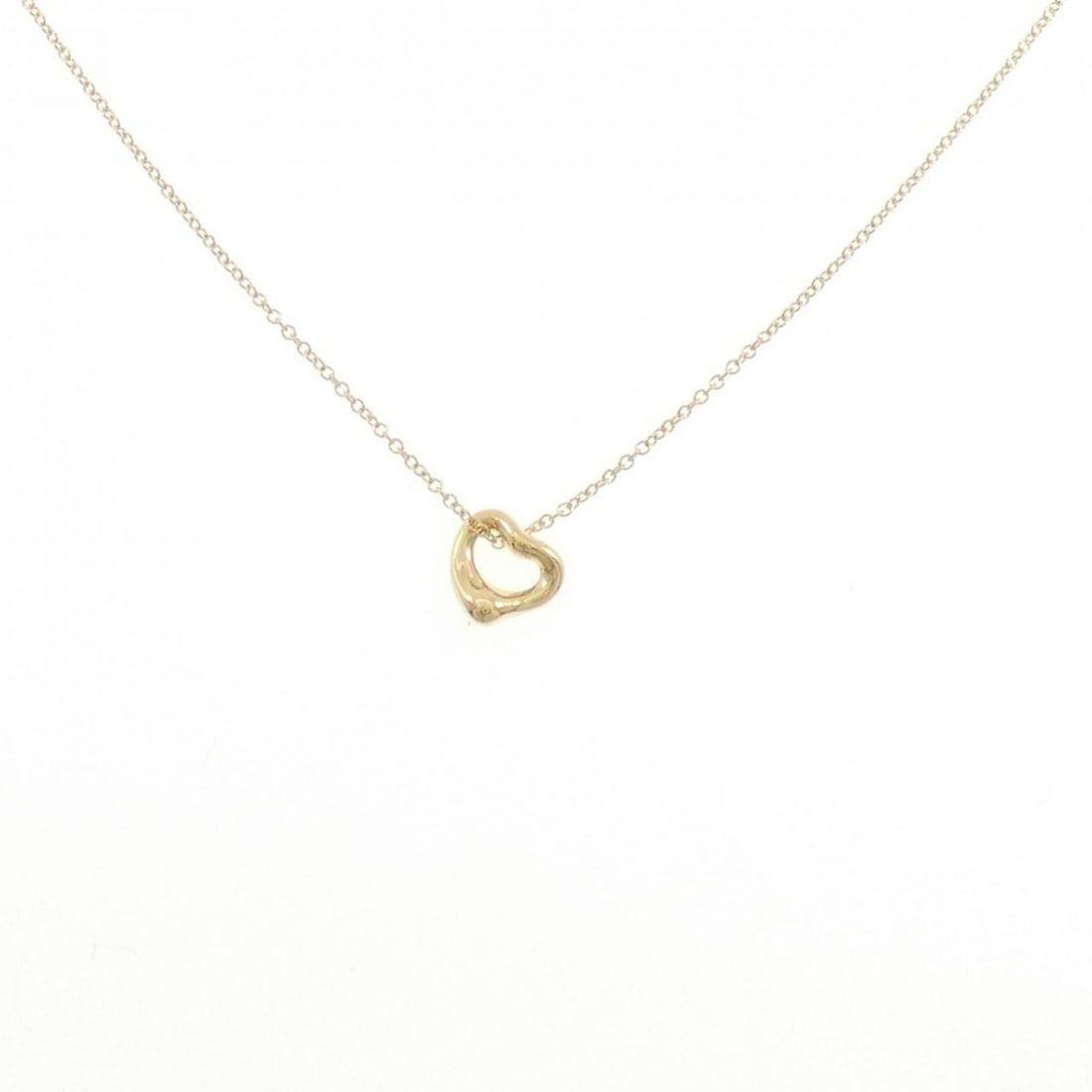Tiffany Open Heart Necklace: --- Catalog ---Category: SizePendant Size: 6.8mm x 6.6mm / 0.26'' x 0.25''Neck Circumference: 41 cm / 16.14''Category: DesignGender: WomenMaterial: Yellow gold (18K)Pendant Type: PendantNecklace