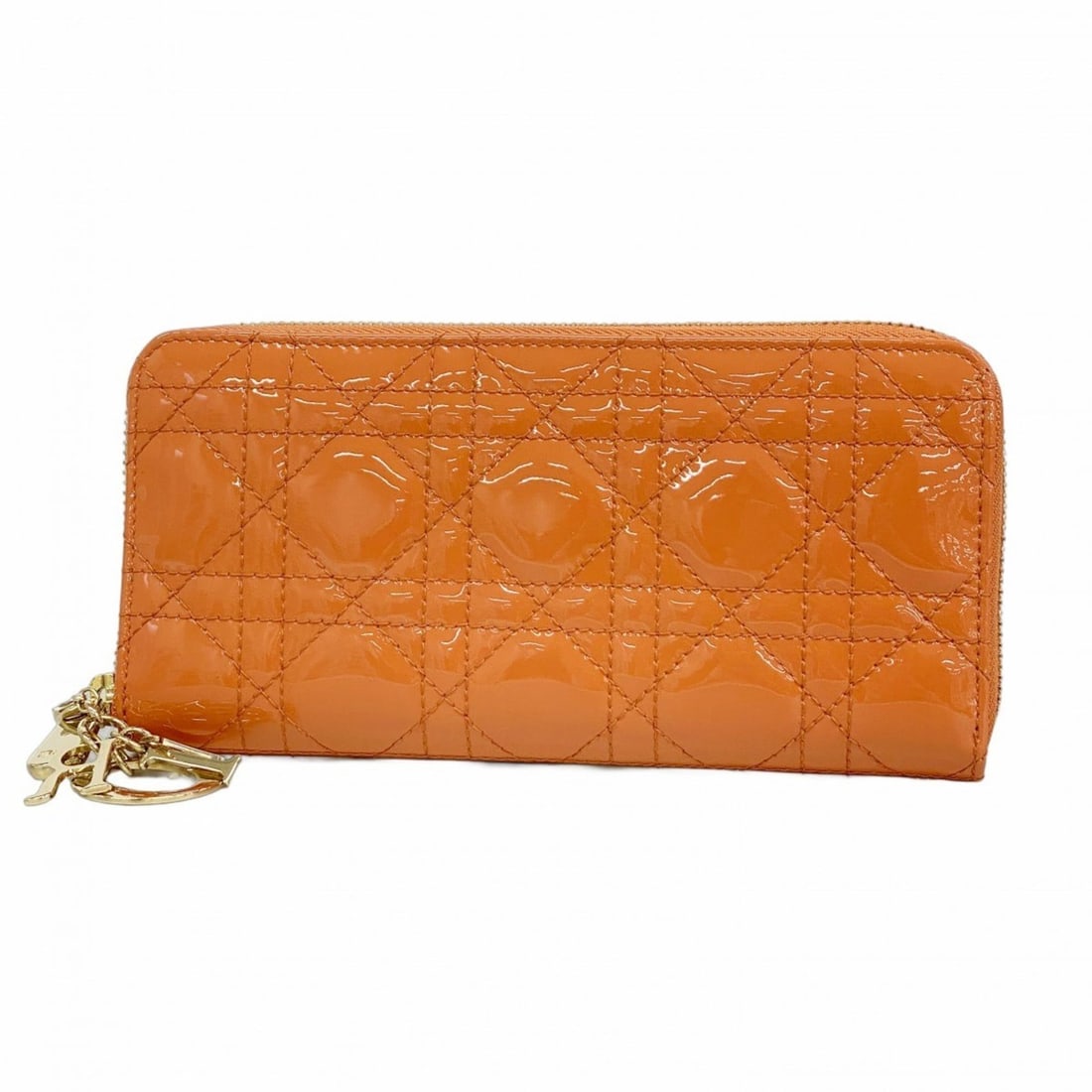 Christian Dior Long Wallet, Cannage Enamel, Salmon Pink/Champagne, Women's: --- Catalog ---Category: SizeSize (HxWxD): 9.5cm x 19.5cm x 2.5cm / 3.74'' x 7.67'' x 0.98''Category: DesignType: Long wallet (bi-fold)Color: Salmon pinkGender: WomenCategory: GeneralBrand: Christian