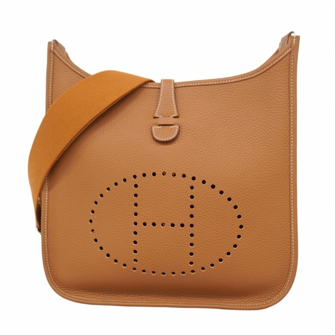 Hermes Evelyne 3PM Shoulder Bag, Taurillon Clemence Leather, Gold, W Stamp, Women's: --- Catalog ---Category: SizeSize (HxWxD): 28cm x 28cm x 8cm / 11.02'' x 11.02'' x 3.14''Category: DesignType: Shoulder bagColor: GoldGender: WomenMaterial: Taurillon clemence leather Hardware Color: