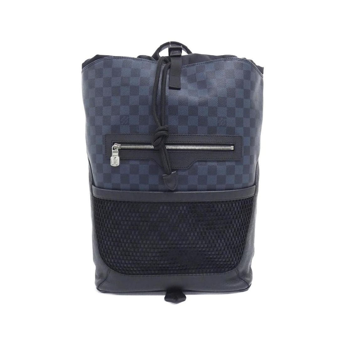 Louis Vuitton Damier Cobalt Matchpoint Backpack N40009 (Rucksack): --- Catalog ---Category: SizeSize (HxWxD): 43cm x 31cm x 15cm / 16.92'' x 12.2'' x 5.9''Category: DesignType: BackpackColor: Black, CobaltGender: MenMaterial: Coated canvas , Leather Hardware Color: