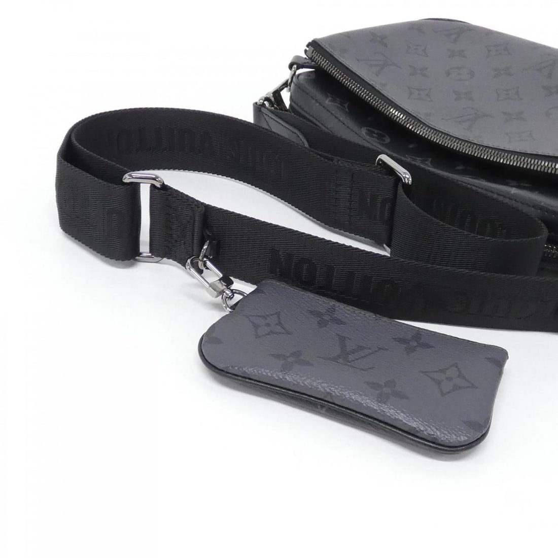 Louis Vuitton Monogram Eclipse Reverse Trio Messenger M69443 Shoulder Bag - 6