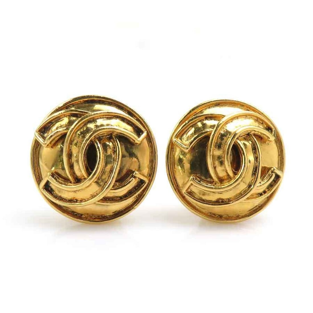 Chanel earrings, Coco Mark design, metal, gold, women's, free shipping, e61609i: --- Catalog ---Category: DesignType: Clip earringsColor: GoldGender: WomenMaterial: MetalCategory: GeneralBrand: ChanelCountry of Origin: France--- Item List ---Section: ConditionRanking: Rank AB Used
