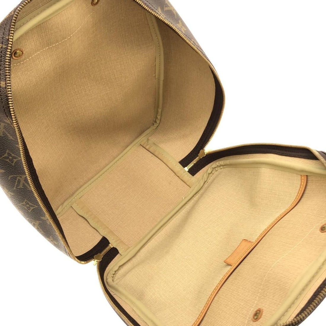 Louis Vuitton Monogram Excursion M41450 Handbag - 8