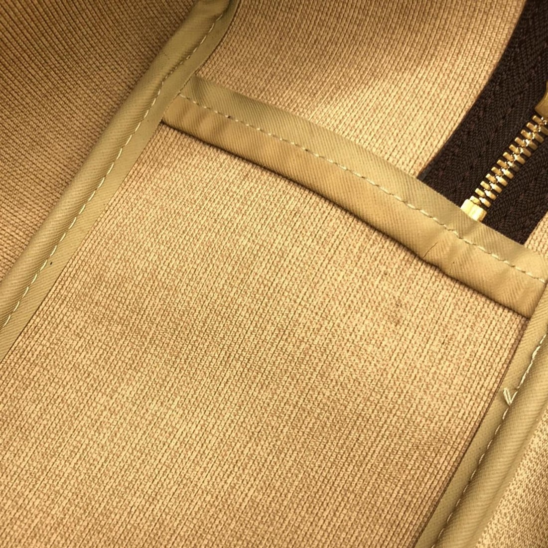 Louis Vuitton Monogram Excursion M41450 Handbag - 9