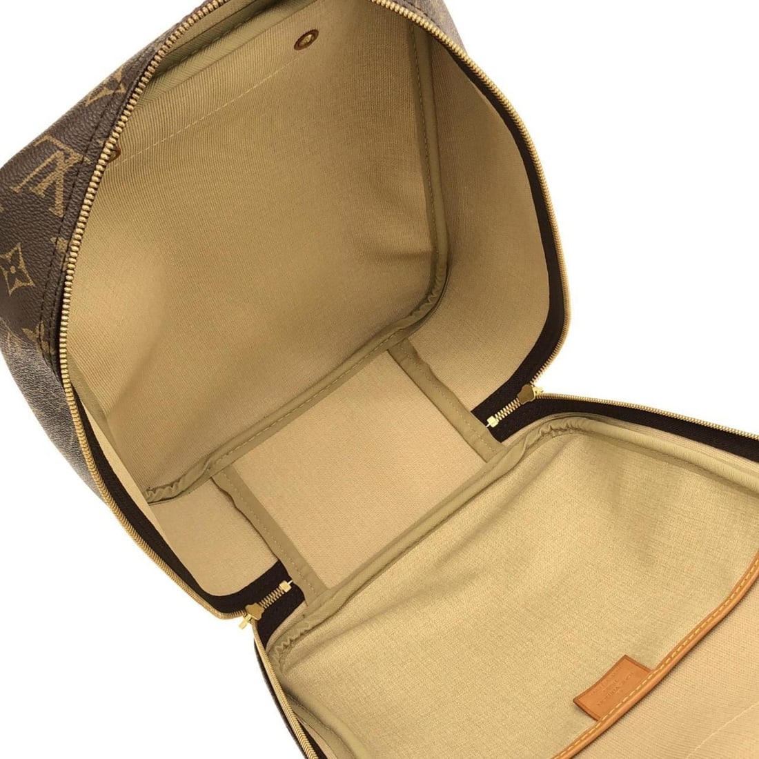 Louis Vuitton Monogram Excursion M41450 Handbag - 8