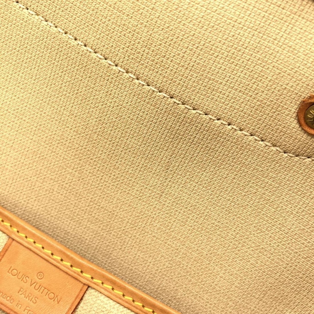 Louis Vuitton Monogram Excursion M41450 Handbag - 9