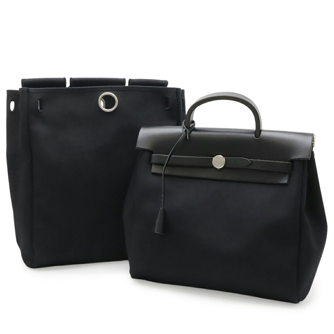 HERMES Airbag Ad PM Backpack/Handbag, Toile Officier Leather, Black, Stopper Missing, G Stamp: --- Catalog ---Category: SizeSize (HxWxD): 28cm x 28.5cm x 11cm / 11.02'' x 11.22'' x 4.33''Category: DesignType: Backpack, HandbagColor: BlackGender: Men,WomenMaterial: Toile officier , Leather Categ