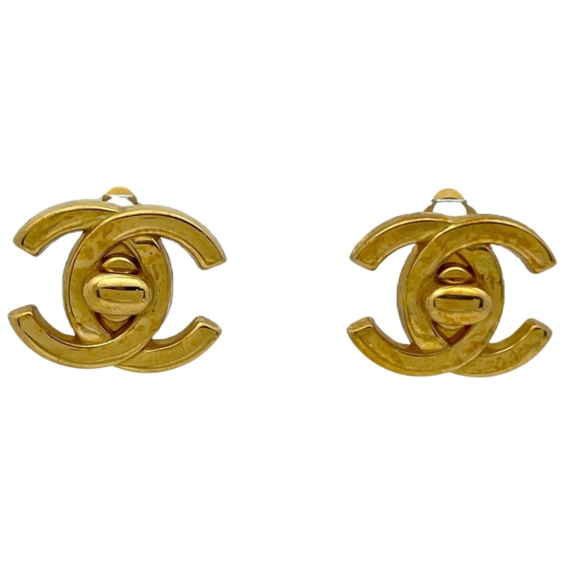 CHANEL Coco Mark Turnlock Earrings, GP Gold, Women's: --- Catalog ---Category: SizeSize (HxWxD): 18.00mm x 21.00mm / 0.71'' x 0.83''Category: DesignType: Clip earringsColor: GoldFinish: Gold platedGender: WomenCategory: GeneralBrand: Chanel--- Item List