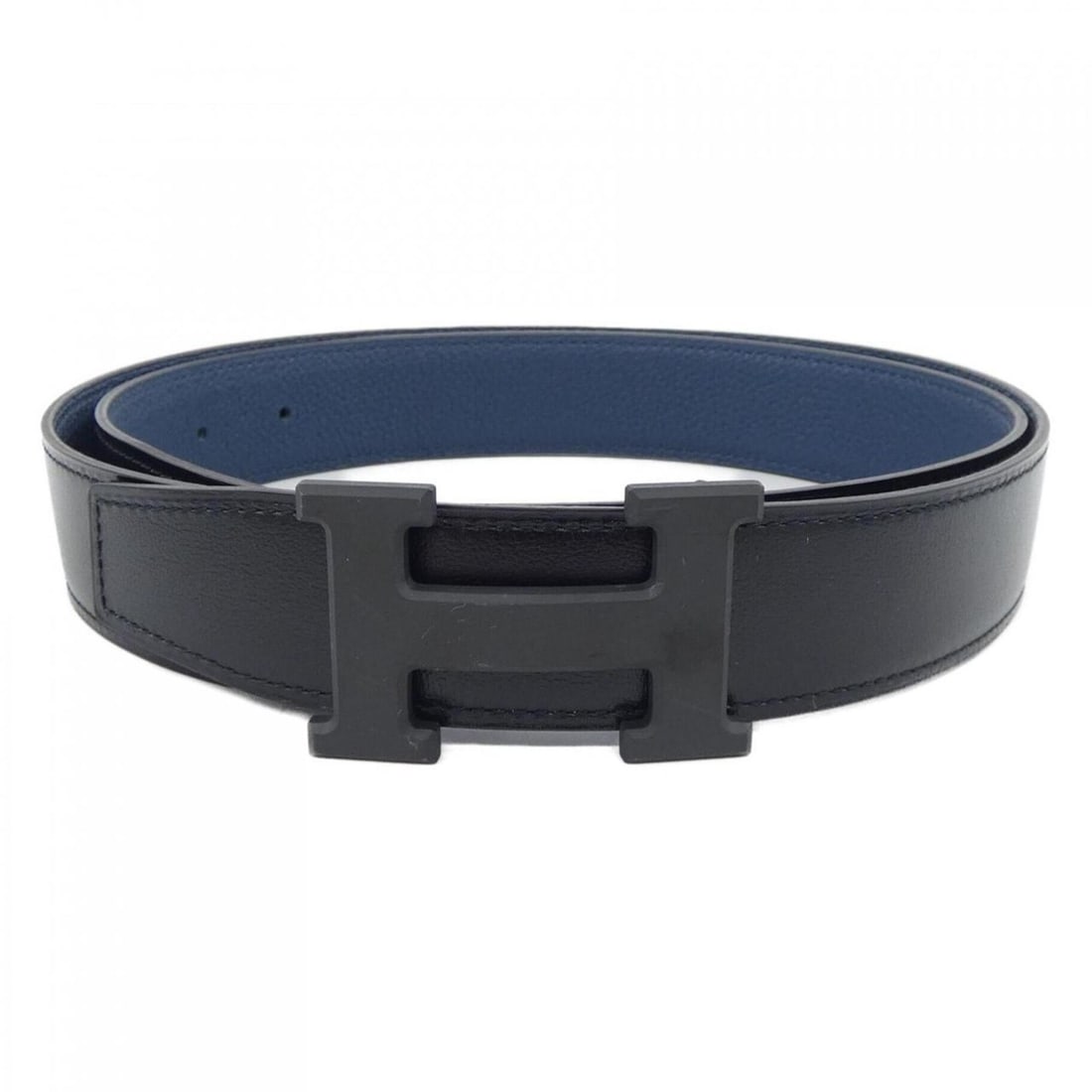 Hermes H 32 Matte Metal Belt: --- Catalog ---Category: SizeWidth: 3cm / 1.18''Length: 97cm - 102.5cm / 38.18'' - 40.35''Category: DesignType: Standard beltColor: Black, NavyGender: MenCategory: GeneralBrand: Hermes--- Item List