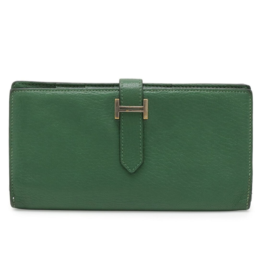 HERMES Bearn Soufflé Bi-fold Long Wallet, Chevre Leather, Green, ?N Stamp: --- Catalog ---Category: SizeSize (HxWxD): 9cm x 17.5cm / 3.54'' x 6.88''Category: DesignType: Long wallet (bi-fold)Color: GreenGender: Women,MenMaterial: Chevre leather Category: GeneralBrand: