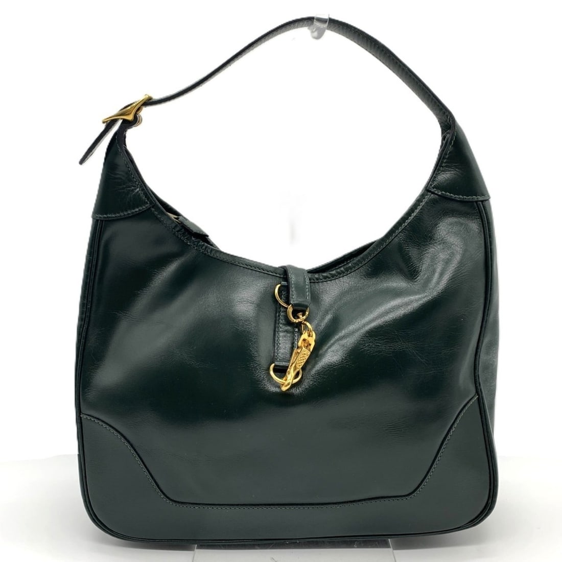 Hermes Trim 31 Shoulder Bag, Dark Green Calfskin, Women's: --- Catalog ---Category: SizeWeight: 334g / 11.78oz.Size (HxWxD): 22cm x 31cm x 8cm / 8.66'' x 12.2'' x 3.14''Strap Length: 17cm / 6.69''Category: DesignType: Shoulder bagColor: Dark green, GreenGende