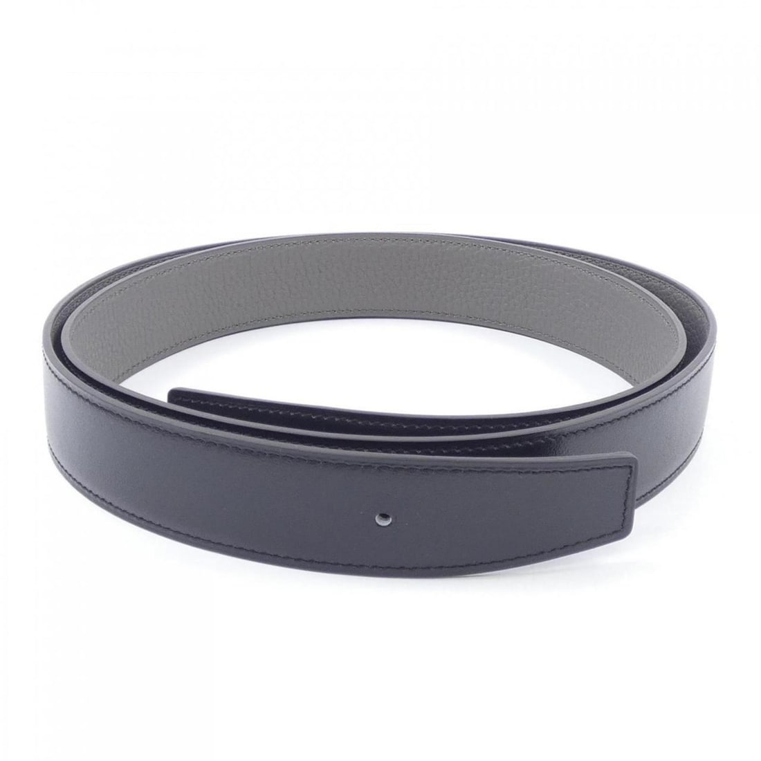 Hermes HERMES 32mm Reversible Belt: --- Catalog ---Category: SizeLength: 107cm - 112cm / 42.12'' - 44.09''Category: DesignType: Standard beltColor: Black, GrayGender: MenCategory: GeneralBrand: Hermes--- Item List ---Section: