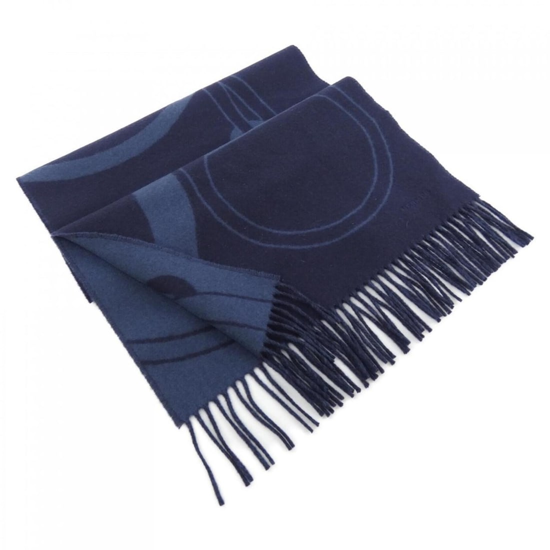 Hermes HERMES Metal Equestre H394837T Scarf: --- Catalog ---Category: SizeSize (LxW): 1.7m x 41cm / 66.92'' x 16.14''Category: DesignType: StoleColor: NavyGender: MenMaterial: Cashmere Category: GeneralMPN: H394837TBrand: Hermes--- Item List