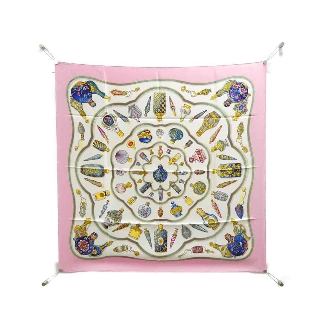 Hermes QU'IMPORTE LE FLACON Carre Scarf Muffler: --- Catalog ---Category: SizeSize (LxW): 90cm x 90cm / 35.43'' x 35.43''Category: DesignType: ScarfColor: Blue, WhiteGender: Women,MenMaterial: Silk Category: GeneralBrand: Hermes--- Item List