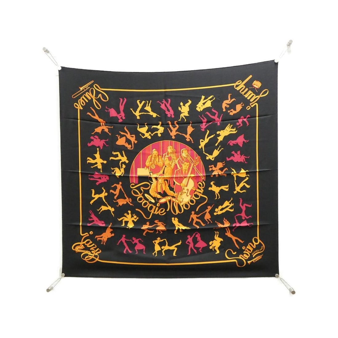 Hermes BOOGIE WOOGIE Carre Scarf Muffler: --- Catalog ---Category: SizeSize (LxW): 90cm x 90cm / 35.43'' x 35.43''Category: DesignType: ScarfColor: Black, OrangeGender: Women,MenMaterial: Silk Category: GeneralBrand: Hermes--- Item List