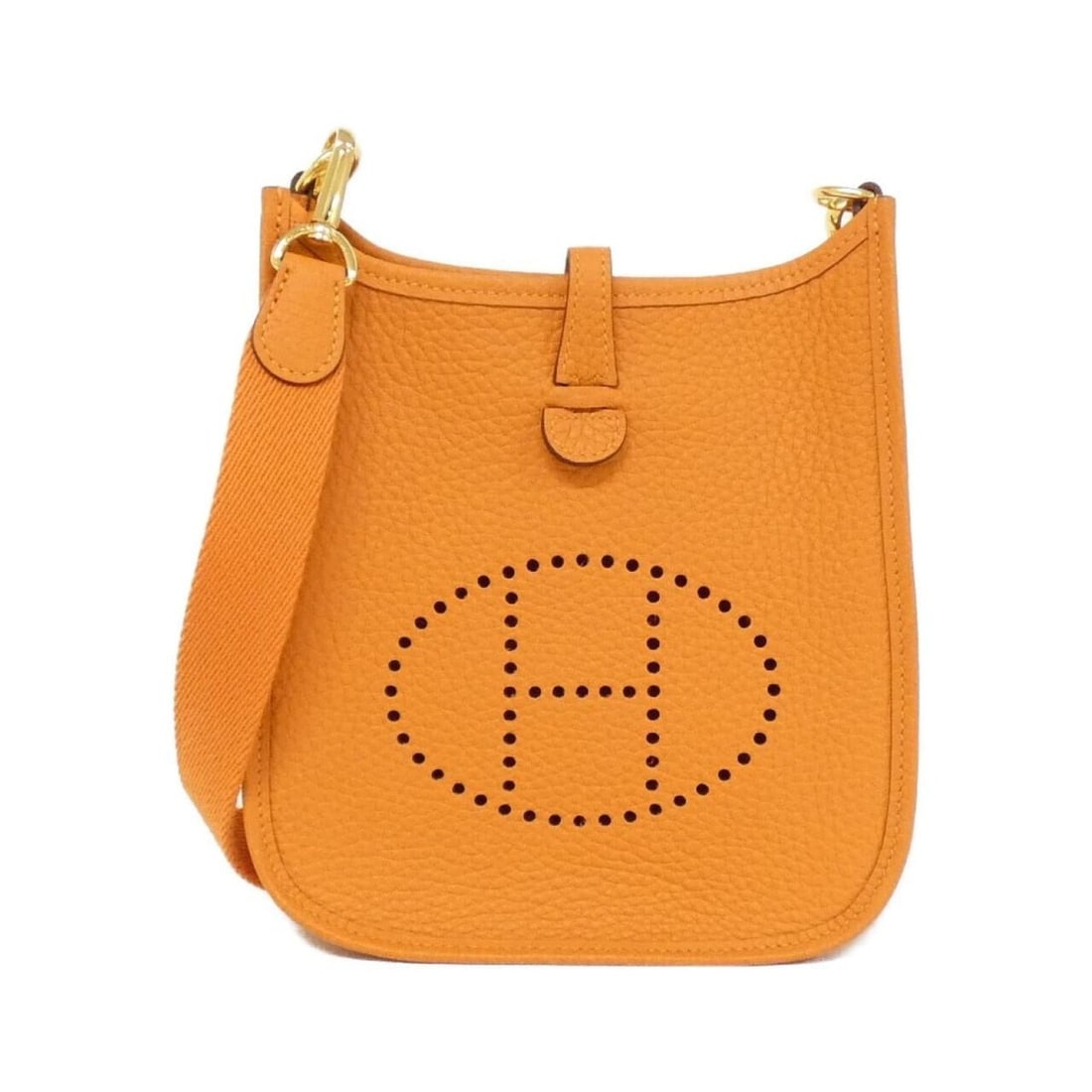 Hermes Evelyne Amazon 16cm 069426CC Shoulder Bag: --- Catalog ---Category: SizeWeight: 250g / 8.81oz.Size (HxWxD): 18cm x 17cm x 5cm / 7.08'' x 6.69'' x 1.96''Strap Length: 110cm / 43.3''Category: DesignType: Shoulder bagColor: OrangeGender: