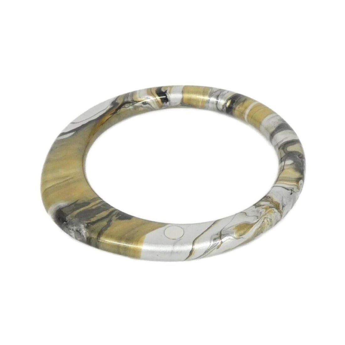 Hermes Stellar PM 000012FL Bangle: --- Catalog ---Category: SizeLength: 20cm / 7.87''Category: DesignType: BangleColor: GrayGender: Men,WomenMaterial: Lacquer, WoodCategory: GeneralMPN: 000012FLBrand: Hermes--- Item List ---Section: