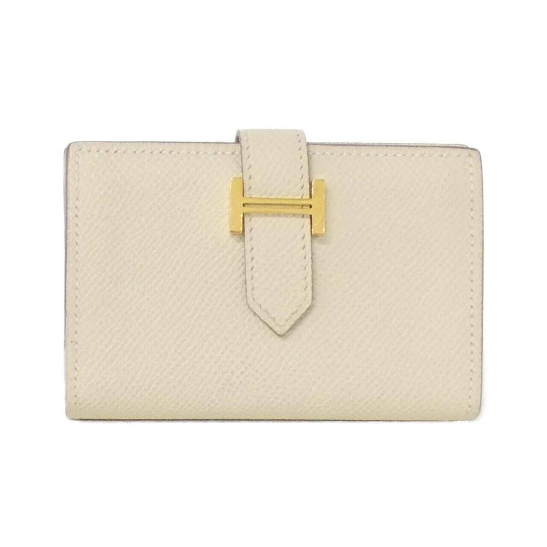 Hermes Bearn Mini 039796CC Wallet: --- Catalog ---Category: SizeSize (HxWxD): 7cm x 10.5cm x 2cm / 2.75'' x 4.13'' x 0.78''Category: DesignType: Wallet (bi-fold)Color: WhiteGender: Men,WomenMaterial: Epsom leather Category: