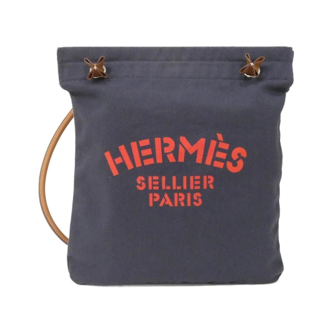 Hermes Hermès Sac Aline 068487CK Shoulder Bag: --- Catalog ---Category: SizeSize (HxWxD): 34cm x 30cm x 1cm / 13.38'' x 11.81'' x 0.39''Category: DesignType: Shoulder bagColor: Blue indigo, GoldGender: WomenMaterial: Toile chevron , Swift leather