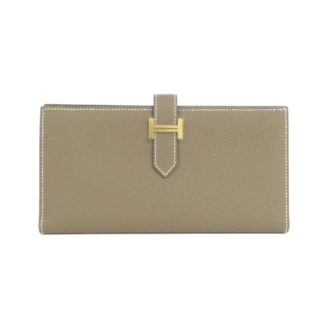 Hermes Bearn Soufflé 039785CC Wallet: --- Catalog ---Category: SizeSize (HxWxD): 9cm x 17.5cm x 2cm / 3.54'' x 6.88'' x 0.78''Category: DesignType: Long wallet (bi-fold)Color: Etoupe grayGender: WomenMaterial: Epsom leather Category:
