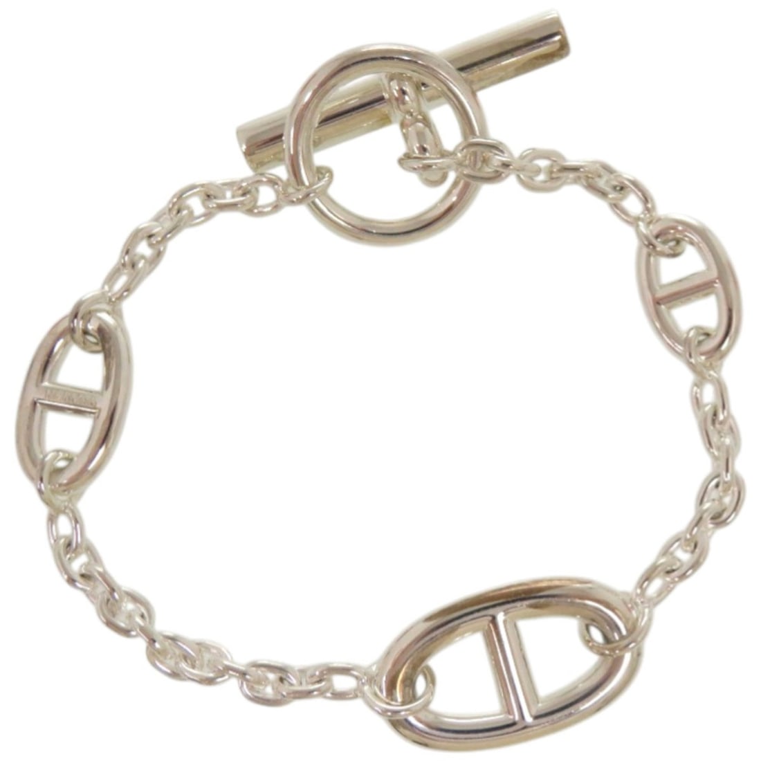 Like new Hermès Chaine d'Ancre Farandole Silver 925 Bracelet 1207HERMES: --- Catalog ---Category: SizeLength: 19cm / 7.48''Category: DesignType: Charm braceletColor: SilverGender: WomenMaterial: Silver 925Category: GeneralBrand: HermesCountry of Origin: Italy--- Item List