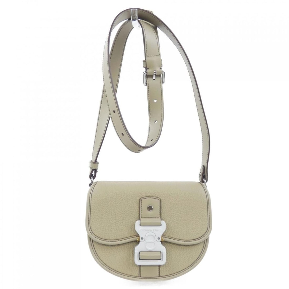 Christian Dior Dior GALLOP Mini Handbag 1ADPO033LAC: --- Catalog ---Category: SizeSize (HxWxD): 17cm x 20.5cm x 6cm / 6.69'' x 8.07'' x 2.36''Category: DesignType: HandbagColor: KhakiGender: MenCategory: GeneralBrand: Christian Dior--- Item List ---Sect