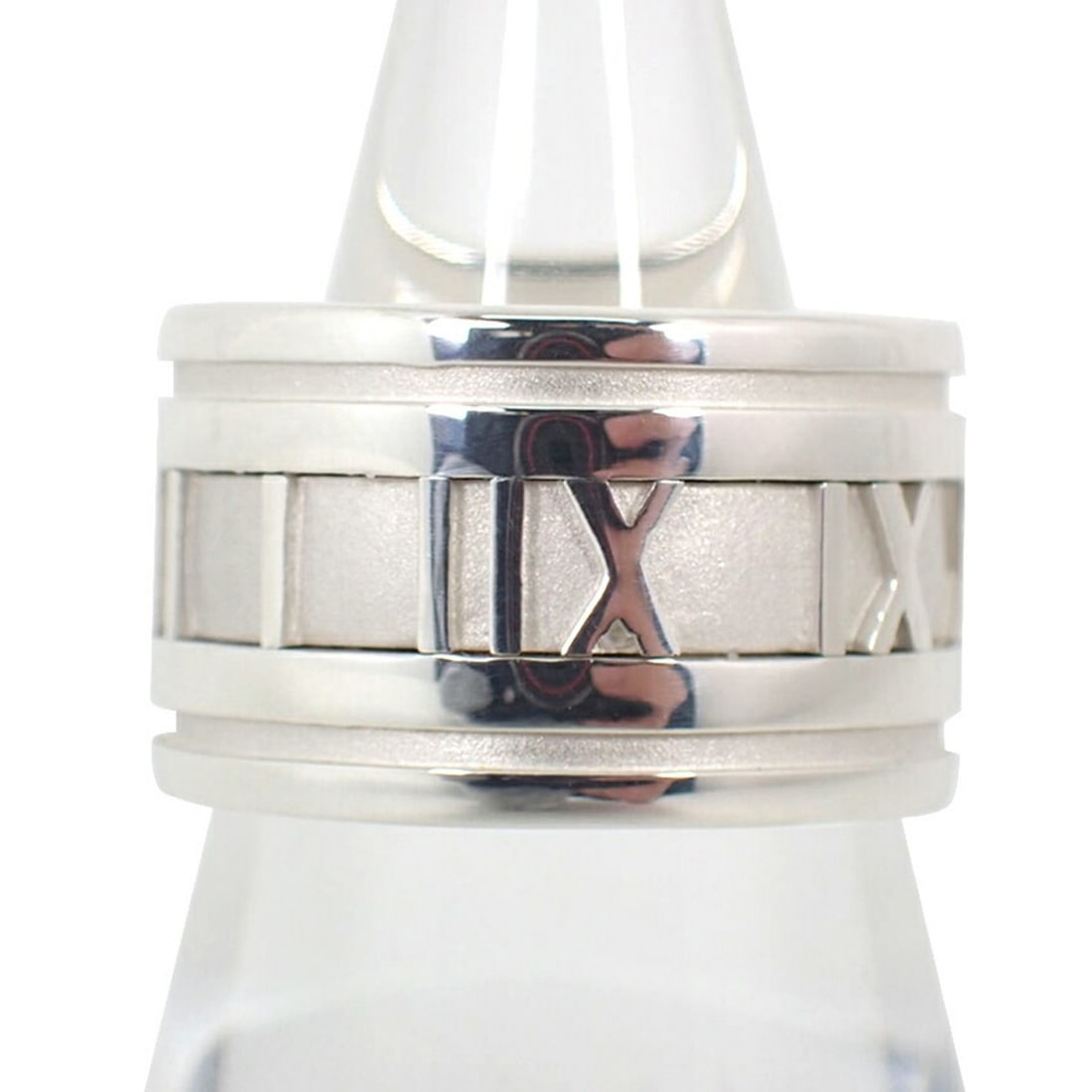 TIFFANY & Co. 925 Atlas Wide Ring, Size 11: --- Catalog ---Category: SizeJP Size: 11US Size: 6Category: DesignType: Band ringColor: SilverGender: WomenMaterial: Sterling silver 925Category: GeneralBrand: Tiffany--- Item List ---Section: