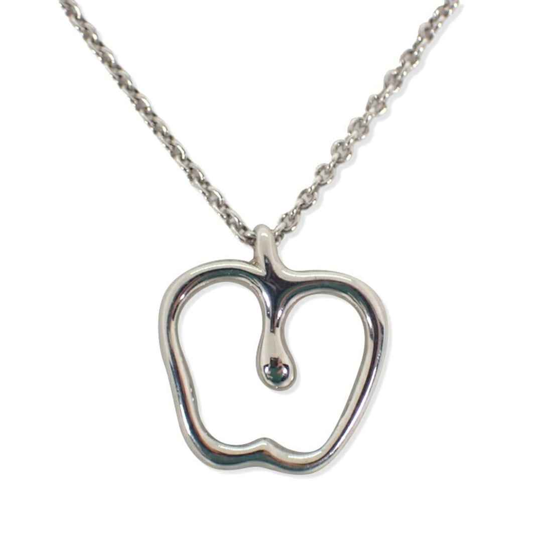 TIFFANY & Co. 925 Apple Pendant Necklace: --- Catalog ---Category: SizePendant Size: 17.5mm x 16.3mm / 0.68'' x 0.64''Neck Circumference: 42 cm / 16.53''Category: DesignColor: SilverGender: WomenMaterial: Sterling silver 925Pendant Type: Pend