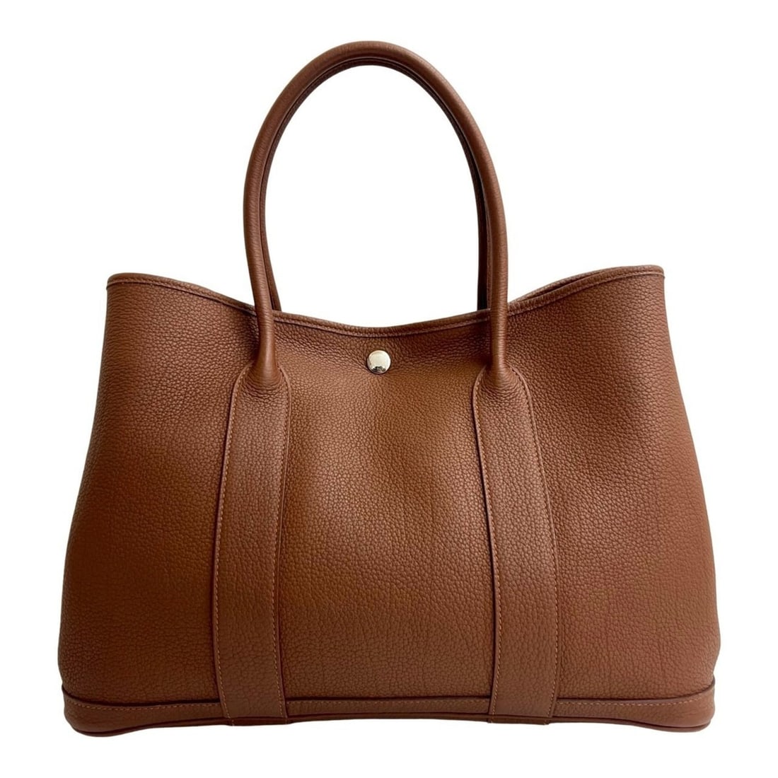 ?Q stamp HERMES Garden Party PM Negonda Leather Tote Bag Handbag Gold 23300: --- Catalog ---Category: SizeSize (HxWxD): 25cm x 36cm x 17cm / 9.84'' x 14.17'' x 6.69''Category: DesignType: Handbag, Tote bagColor: BrownGender: WomenMaterial: Negonda leather Category: GeneralBran