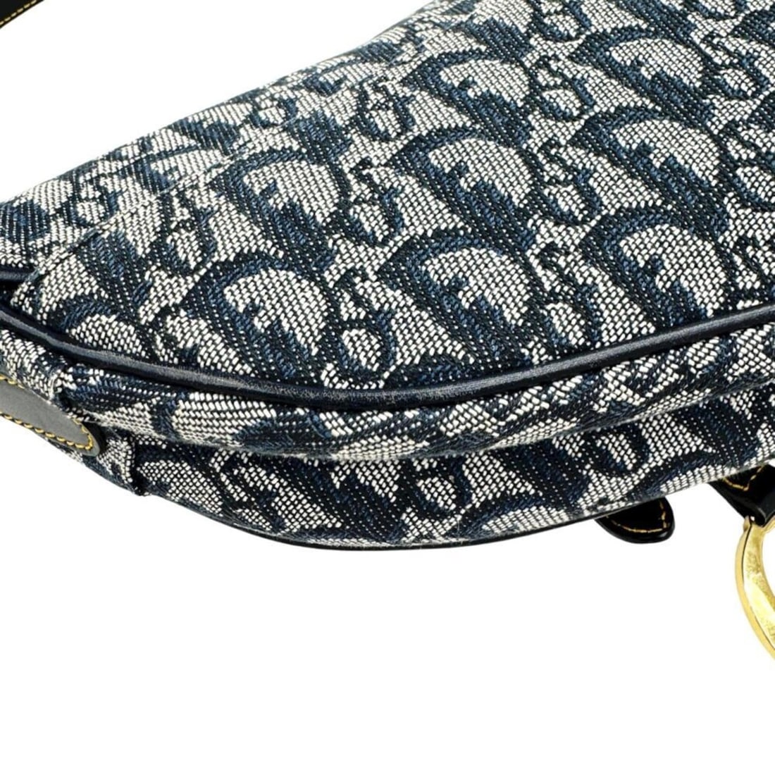 Fendi ring, triangular motif. - 7