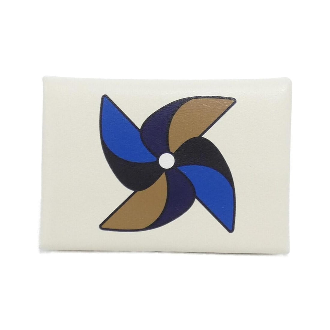 Hermes MOULIN A VENT Calvi Duo 083125CK Wallet/Coin Case: --- Catalog ---Category: SizeSize (HxWxD): 7cm x 10.5cm x 1.5cm / 2.75'' x 4.13'' x 0.59''Category: DesignType: Coin purse/coin caseColor: WhiteGender: Women,MenMaterial: Swift leather Category: Gener