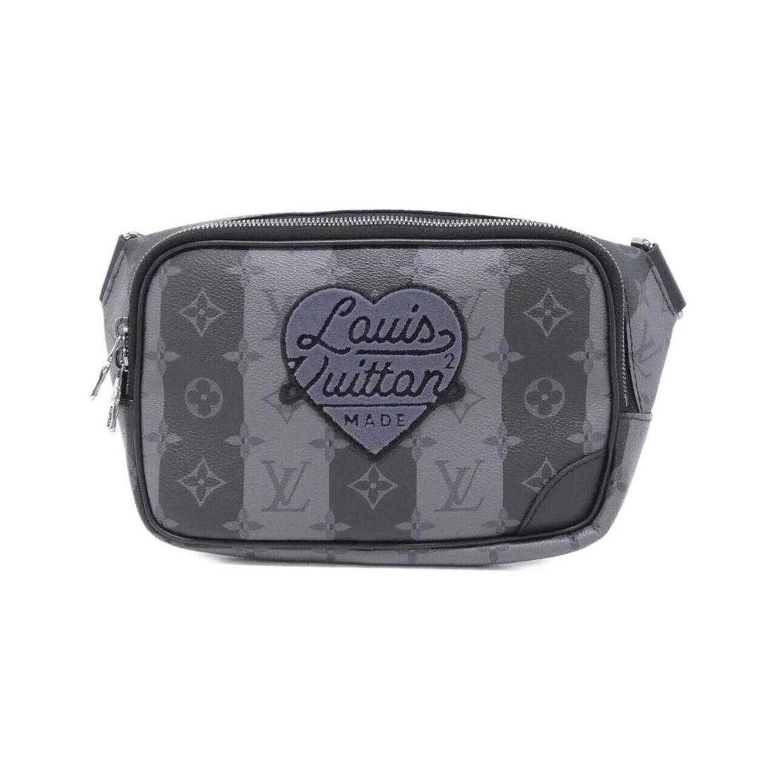 Louis Vuitton Monogram Stripe Eclipse (LV Squared) Modular Sling Bag M59338 Body: --- Catalog ---Category: SizeSize (HxWxD): 17cm x 30cm x 6cm / 6.69'' x 11.81'' x 2.36''Category: DesignType: Shoulder bag, Sling bagColor: BlackGender: Men,WomenMaterial: Coated canvas Hardware Color