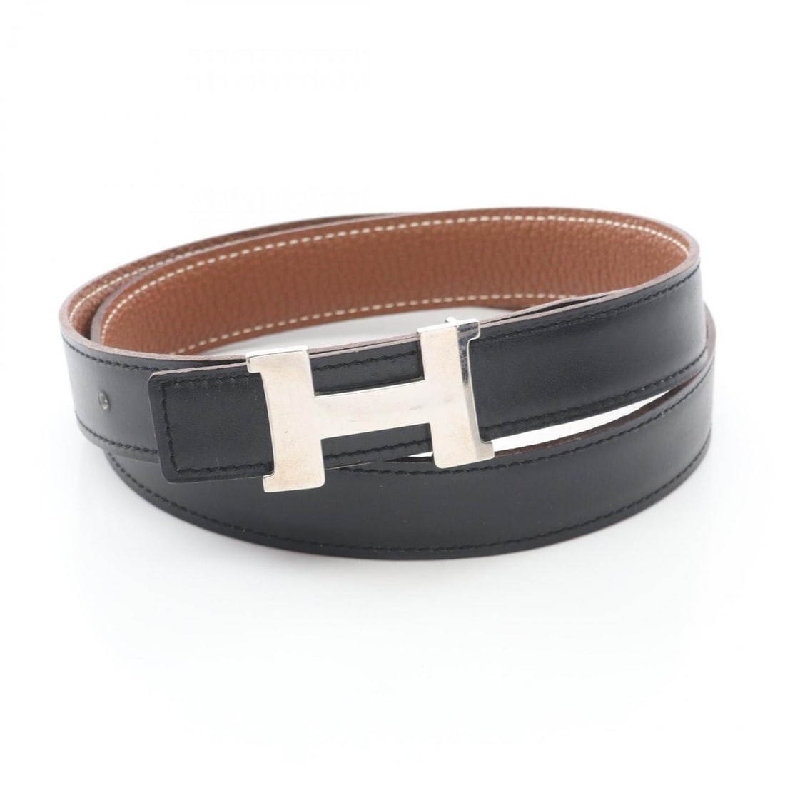 Hermes Constance H-belt, a belt made of calfskin (cowhide), Togo, and Box Calf leather, available in: --- Catalog ---Category: SizeLength: 72cm - 82cm / 28.34'' - 32.28''Category: DesignType: Standard beltColor: Black, Brown, GoldGender: WomenLeather/Fur Type: Box calf leather, Togo leatherMaterial (S