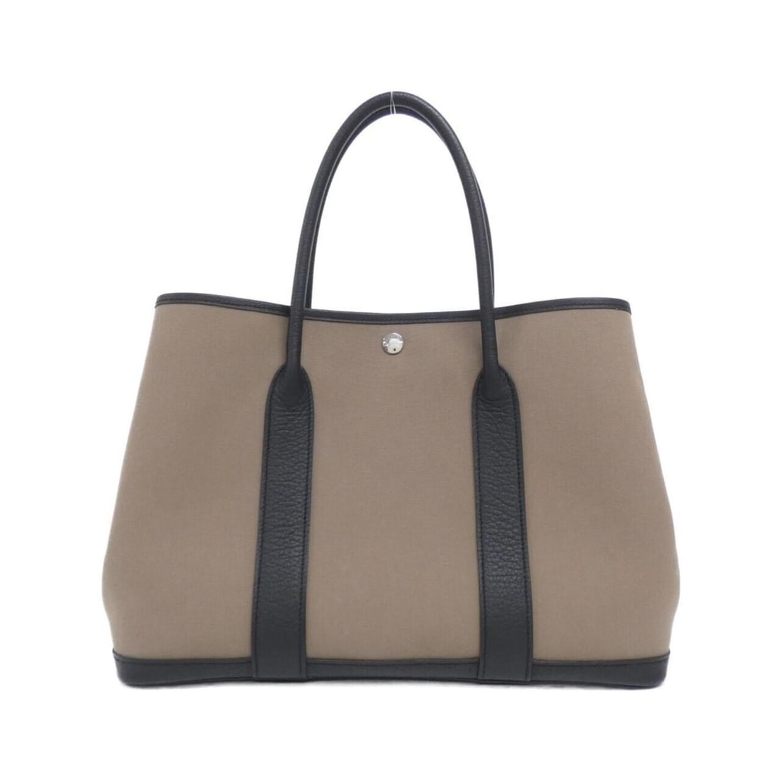 Hermes Garden Party 36cm 061148CK Handbag: --- Catalog ---Category: SizeSize (HxWxD): 26cm x 36cm x 18cm / 10.23'' x 14.17'' x 7.08''Category: DesignType: HandbagColor: Beige brown, Etoupe grayGender: Women,MenMaterial: Toile officier , Buffle