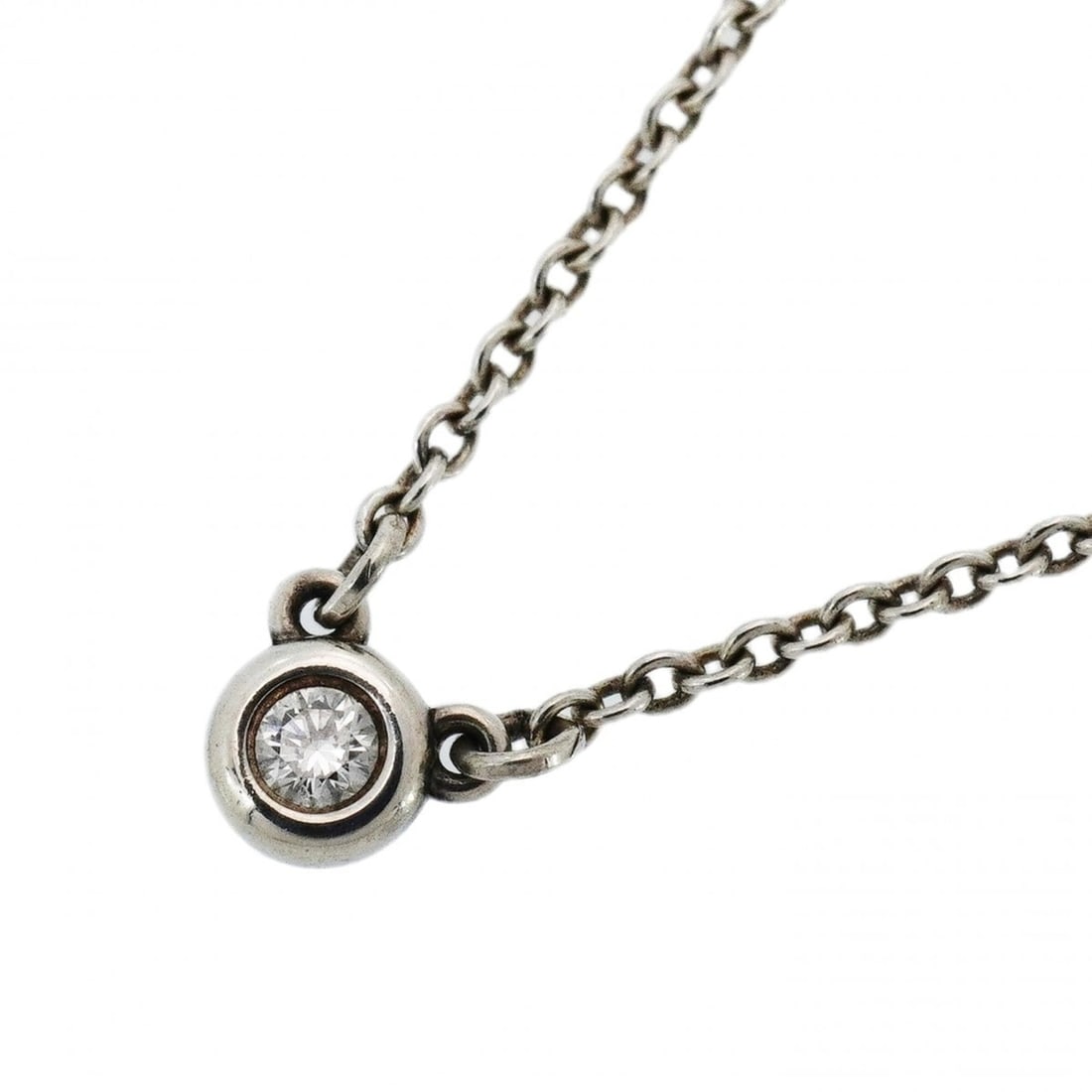 Tiffany & Co. By the Yard Necklace, 1PD (One Diamond), Sterling Silver 925, Women's: --- Catalog ---Category: SizePendant Size: 4.3mm x 4.8mm / 0.16'' x 0.18''Neck Circumference: 41.5 cm / 16.33''Category: DesignStone: DiamondGender: WomenMaterial: Silver 925Necklace Type: NecklaceCat