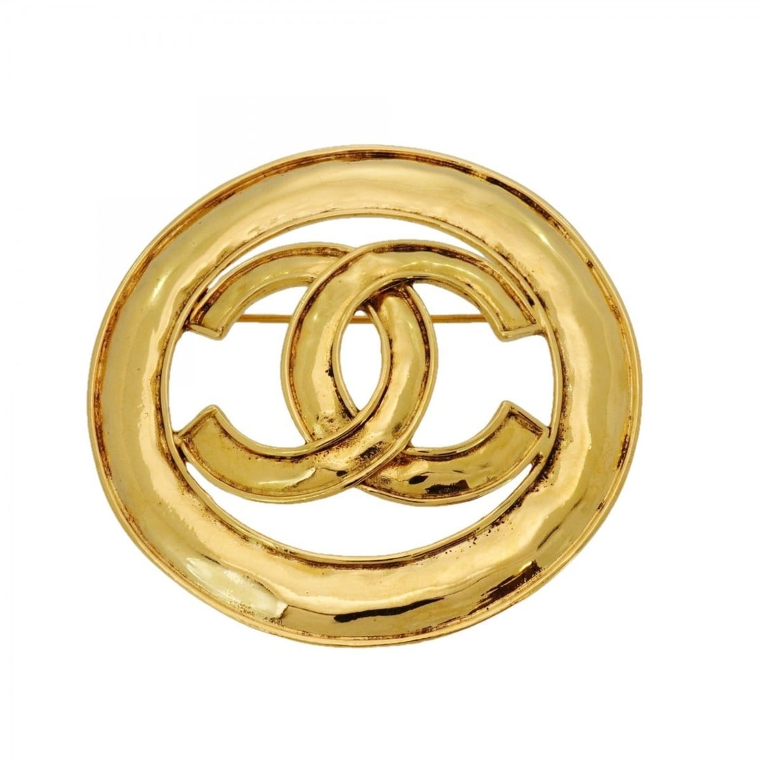 Chanel Brooch, Coco Mark Circle, GP Plated Gold, Men's & Women's: --- Catalog ---Category: SizeSize (HxWxD): 6.17cm x 6.18cm / 2.42'' x 2.43''Category: DesignType: BroochColor: GoldGender: Men,WomenMaterial: Gold platingCategory: GeneralBrand: Chanel--- Item List --