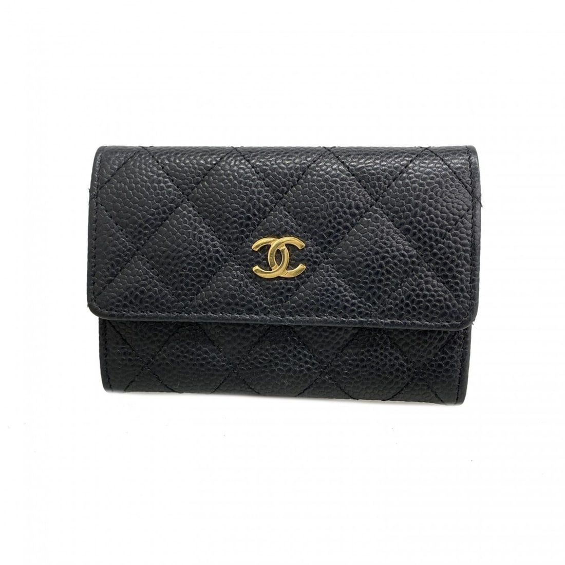 Chanel business card holder/card case, Matelassé caviar leather, black, for women.: --- Catalog ---Category: DesignType: Card caseColor: BlackGender: WomenMaterial: Grained Calfskin Category: GeneralBrand: ChanelCategory: Physical PropertiesSize (HxWxD): 8cm x 11.5cm x 1.5cm / 3.14''