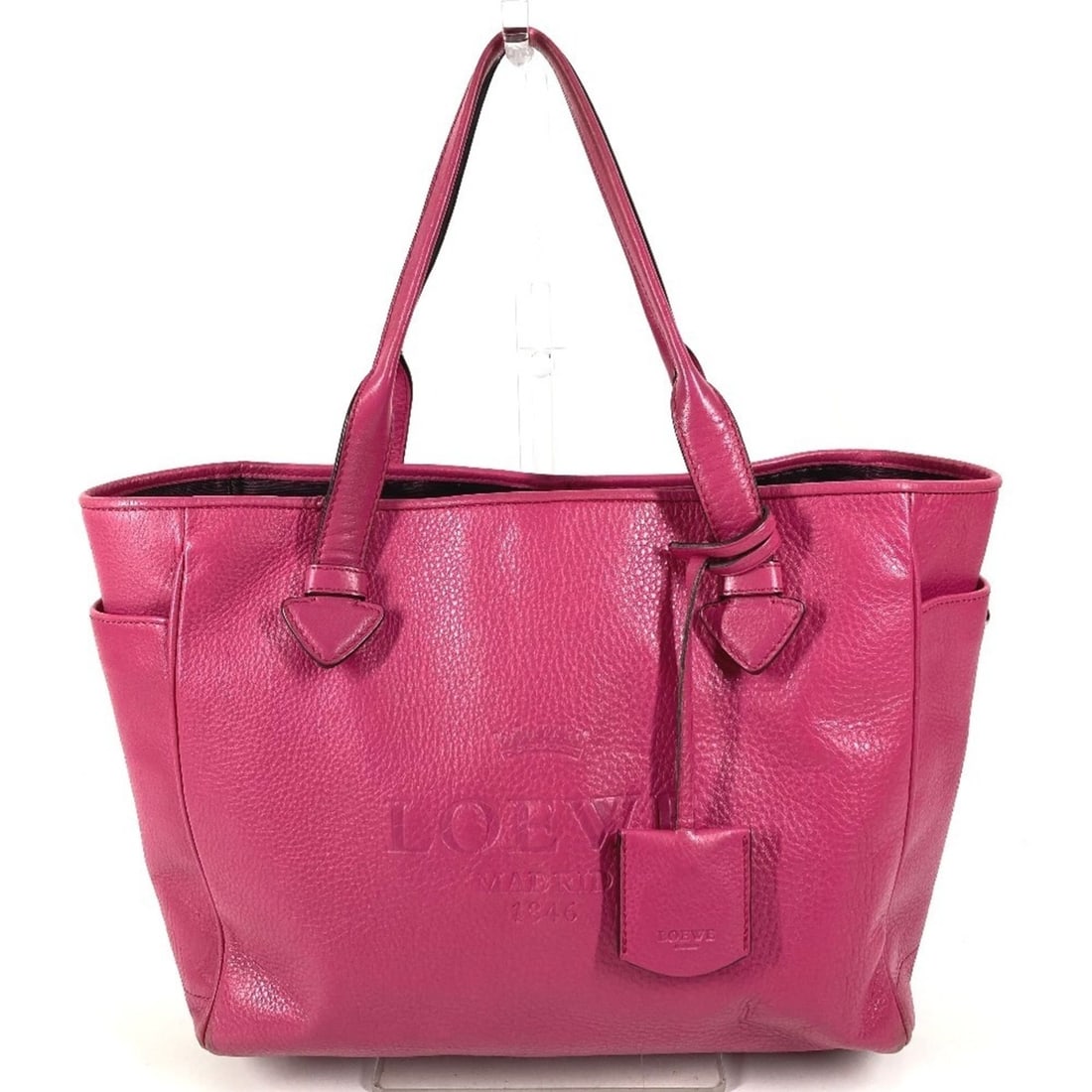 LOEWE Logo Heritage Tote Bag, Shoulder Leather, Men's & Women's, Pink: --- Catalog ---Category: SizeSize (HxWxD): 25cm x 29cm x 12.5cm / 9.84'' x 11.41'' x 4.92''Category: DesignType: Shoulder bag, Tote bagColor: PinkGender: Men,Women,UnisexMaterial: Leather Category: Ge