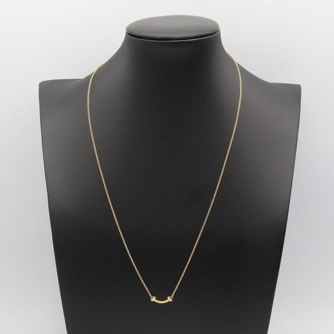 Fendi ring, triangular motif. - 5