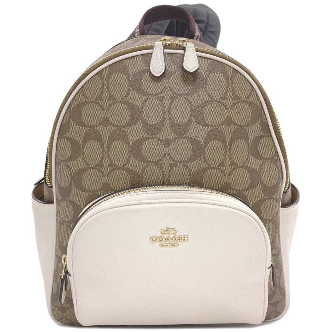 Coach 5671 Signature Backpack/Daypack PVC Women's COACH: --- Catalog ---Category: SizeSize (HxWxD): 31cm x 26cm x 10cm / 12.2'' x 10.23'' x 3.93''Category: DesignColor: Brown, WhiteGender: WomenMaterial: PVC Category: GeneralBrand: Coach--- Item List ---Sec