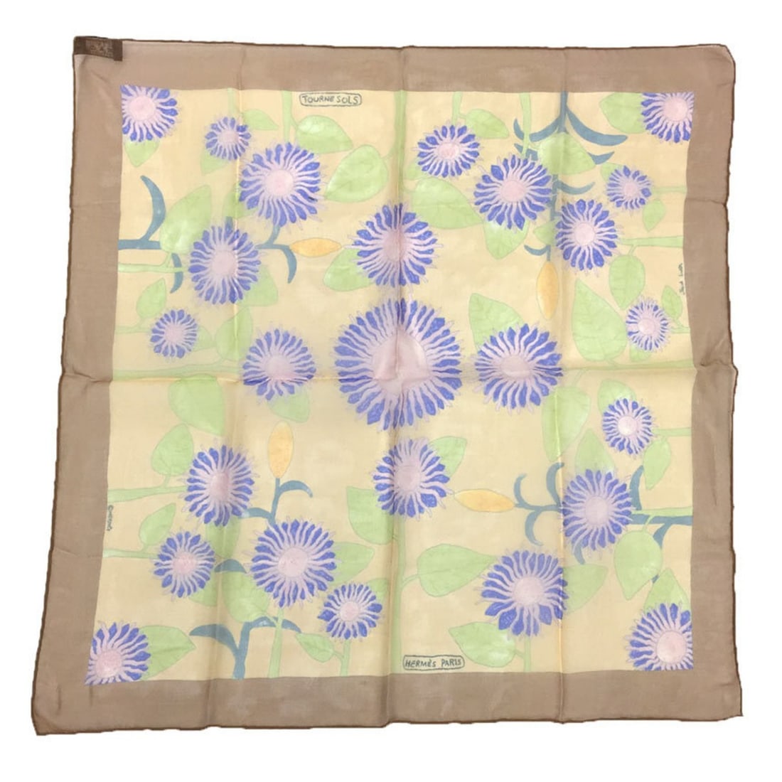HERMES Carre 42 & 45 Scarf/Muffler, Silk Muslin, TOURNE SOLS Sunflower Pattern, Beige, 100% Silk.: --- Catalog ---Category: SizeSize (LxW): 42cm x 42cm / 16.53'' x 16.53''Category: DesignType: ScarfColor: BeigeGender: WomenMaterial: Silk Category: GeneralBrand: HermesCountry of Origin: France--- It