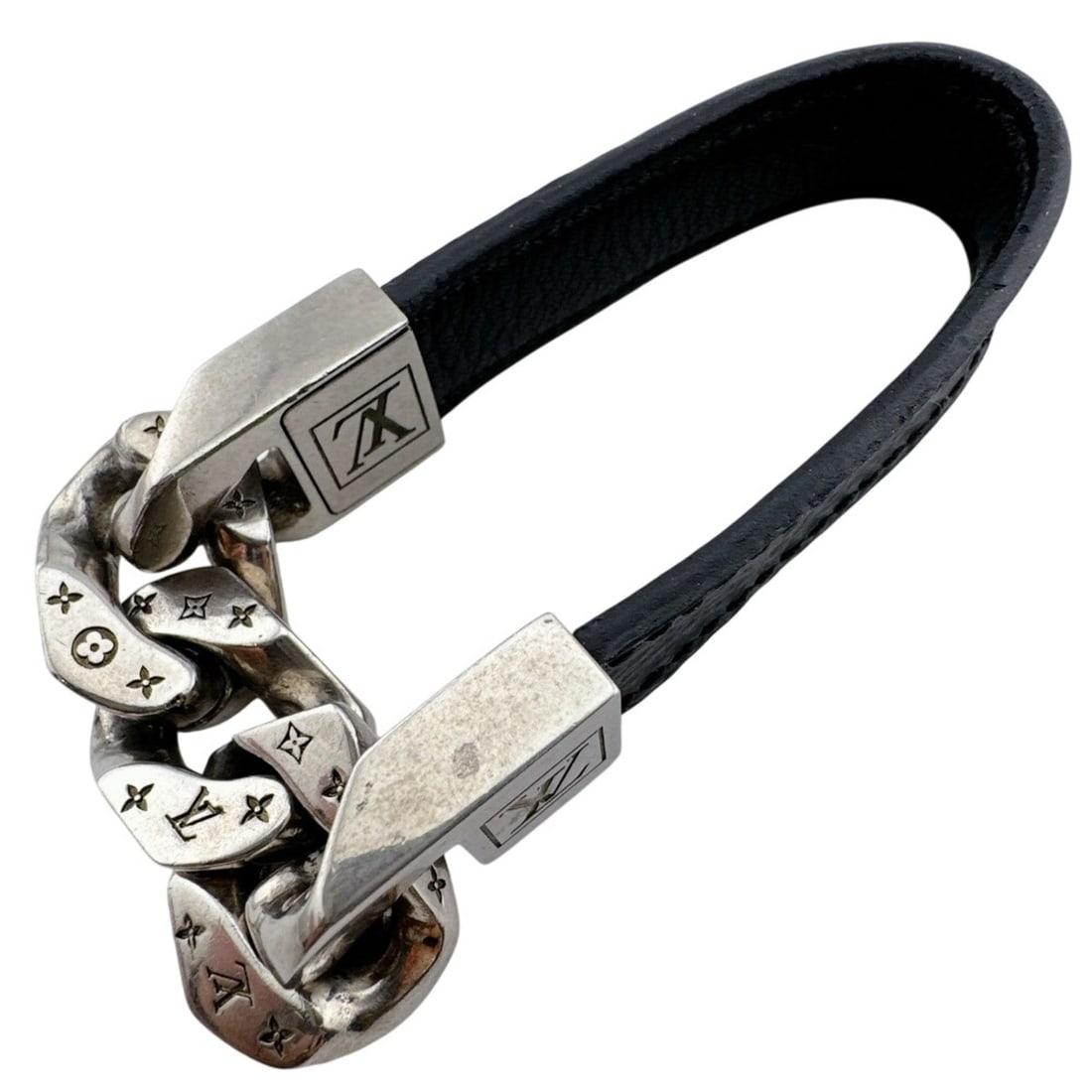 LOUIS VUITTON Louis Vuitton M6552 Bracelet Mono Chain Monogram Eclipse Black: --- Catalog ---Category: SizeLength: 17cm / 6.69''Category: DesignType: Charm braceletColor: Black, SilverGender: MenMaterial: Leather, MetalCategory: GeneralMPN: M6552Brand: Louis Vuitton--- Item Lis