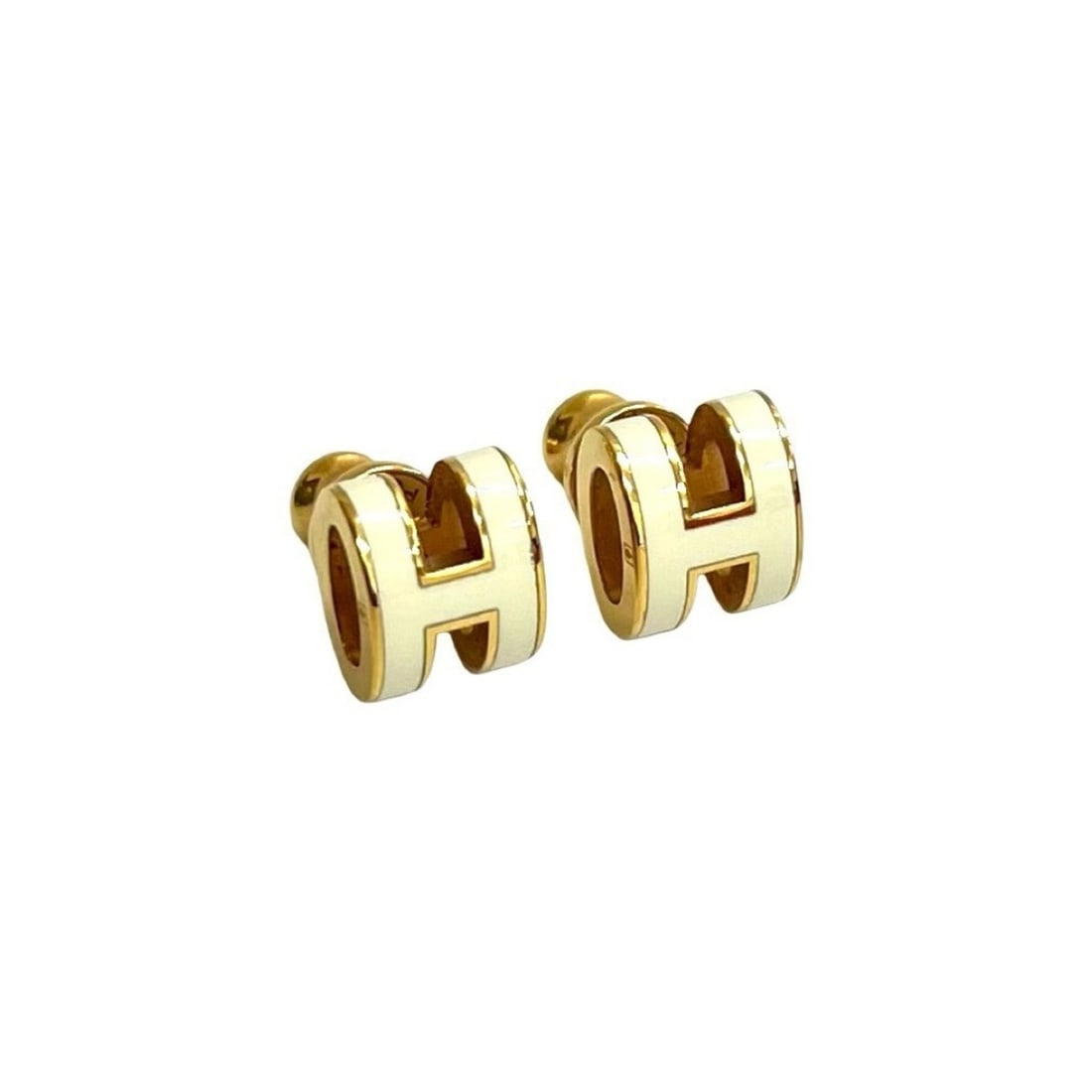 HERMES Mini Pop H GP Earrings, White Gold, 68255: --- Catalog ---Category: SizeSize (HxWxD): 90.00mm x 70.00mm / 3.54'' x 2.76''Category: DesignType: Stud earringsColor: Gold, WhiteGender: WomenMaterial: Gold platingCategory: GeneralBrand: Hermes---