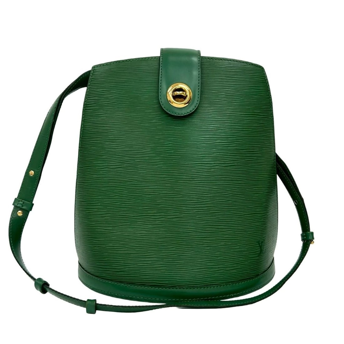 LOUIS VUITTON Vintage Cluny Epi Leather Shoulder Bag/Tote Bag, Borneo Green, 23036: --- Catalog ---Category: SizeSize (HxWxD): 31cm x 26cm x 17cm / 12.2'' x 10.23'' x 6.69''Category: DesignType: Shoulder bag, Tote bagColor: GreenGender: WomenMaterial: Epi leather Category: GeneralBra