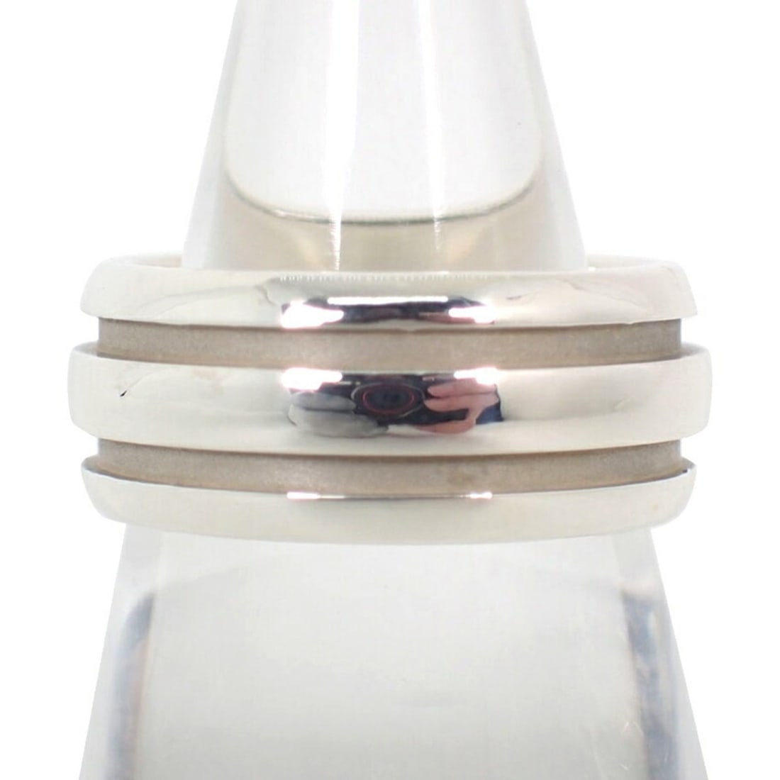 TIFFANY & Co. 925 Double Line Ring, Size 16.5: --- Catalog ---Category: SizeJP Size: 16.5US Size: 8Category: DesignType: Band ringGender: WomenMaterial: Sterling silver 925Category: GeneralBrand: Tiffany--- Item List ---Section: ConditionRanking: