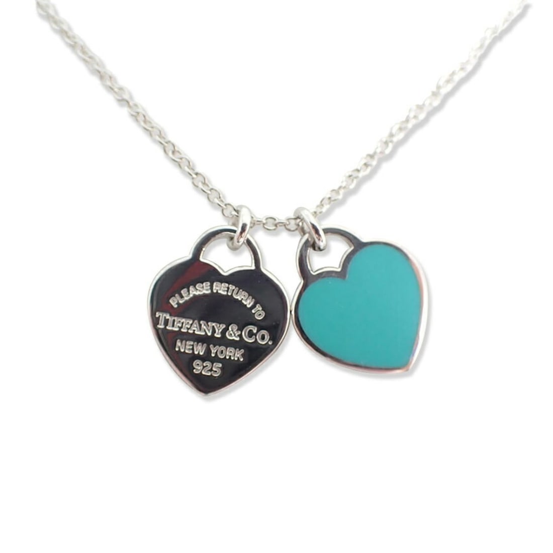 TIFFANY & Co. 925 Blue Enamel Return to Tiffany Double Heart Tag Pendant: --- Catalog ---Category: SizePendant Size: 12mm x 10mm / 0.47'' x 0.39''Neck Circumference: 40.5 cm / 15.94''Category: DesignColor: BlueGender: WomenMaterial: Enamel, Sterling silver 925Necklace Type: