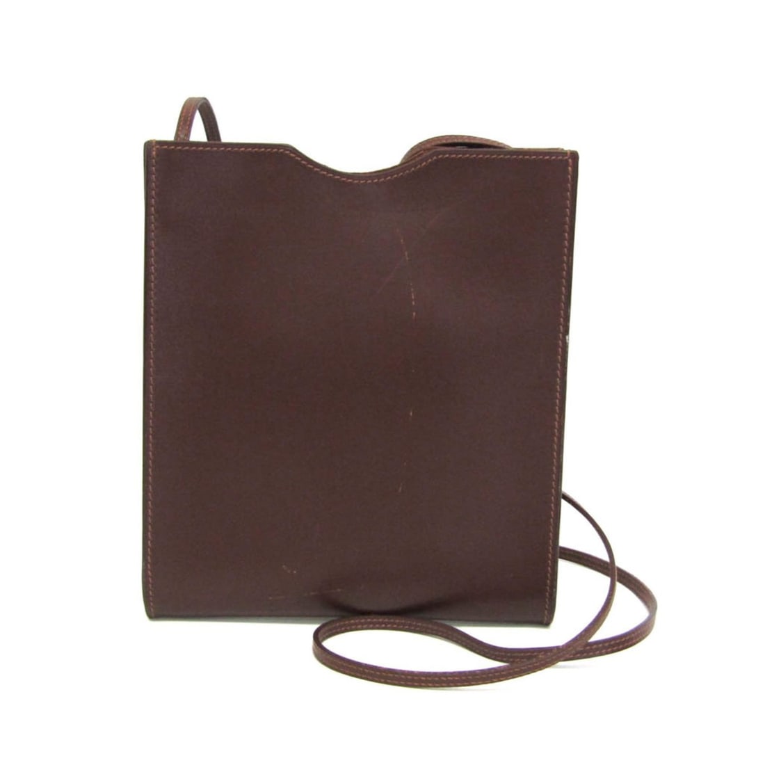Hermes Onimaitou Men,Women Box Calf Leather Shoulder Bag Brown: --- Catalog ---Category: SizeSize (HxWxD): 19cm x 16.5cm x 1.5cm / 7.48'' x 6.49'' x 0.59''Strap Length: 117cm / 46.06''Category: DesignType: Shoulder bagColor: BrownGender: Men,WomenClosure: OpenMate