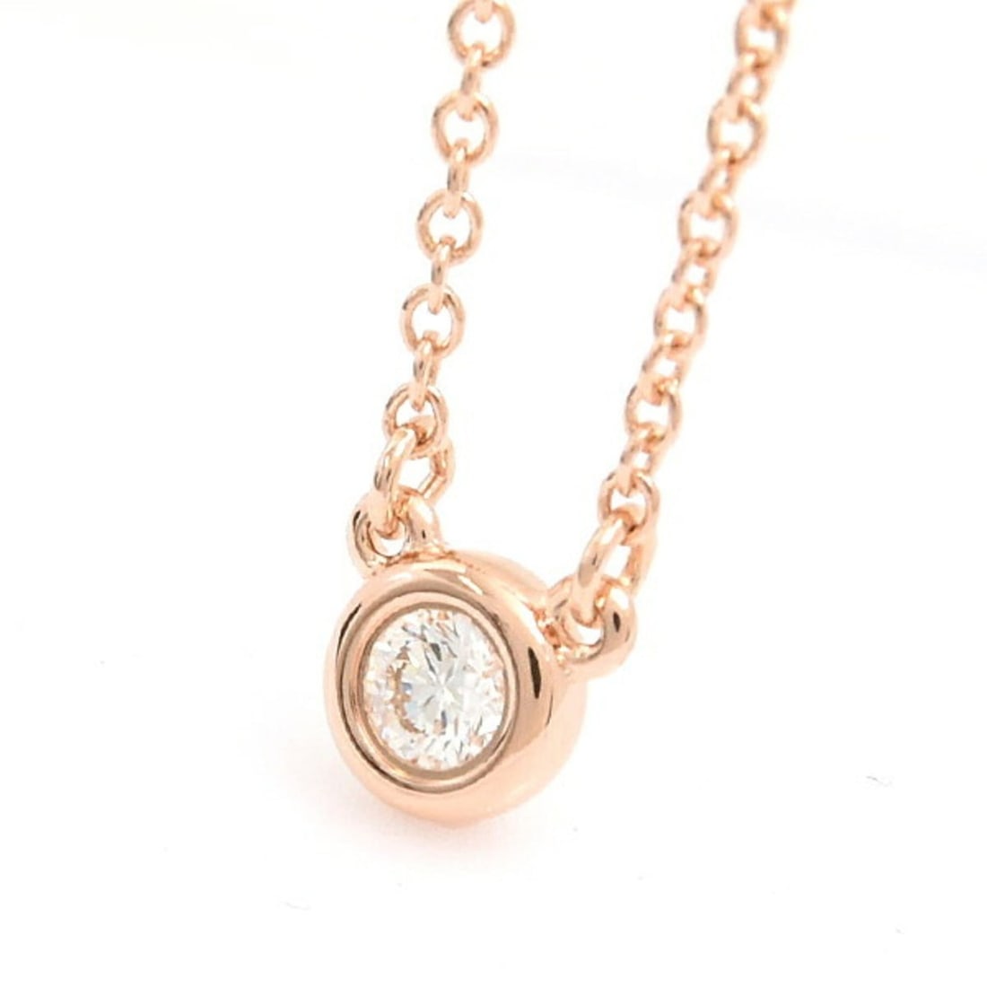 Tiffany & Co. Women's Necklace, By the Yard, Single Diamond Pendant, 1P Diamond, Pink Gold (750PG): --- Catalog ---Category: SizePendant Size: 4.5mm / 0.17''Neck Circumference: 42 cm / 16.53''Category: DesignColor: Pink goldGender: WomenMaterial: Pink gold (18K)Pendant Type: PendantNecklace Type: Ne