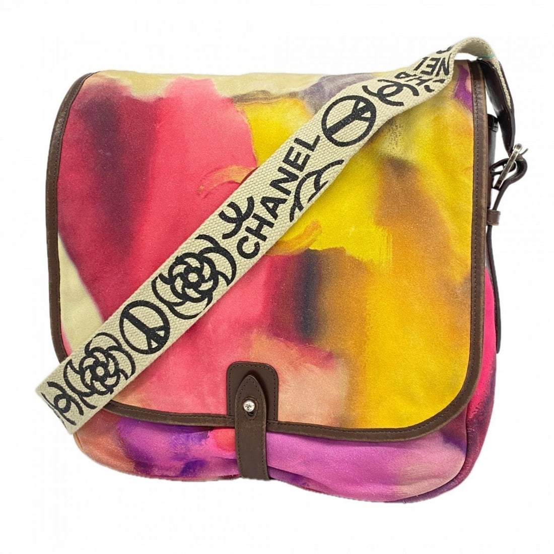 Chanel Suede Multicolor Shoulder Bag for Women: --- Catalog ---Category: SizeSize (HxWxD): 30cm x 28cm x 8.5cm / 11.81'' x 11.02'' x 3.34''Category: DesignType: Shoulder bagColor: Multi-colorGender: WomenMaterial: Suede Hardware Color: SilverCatego