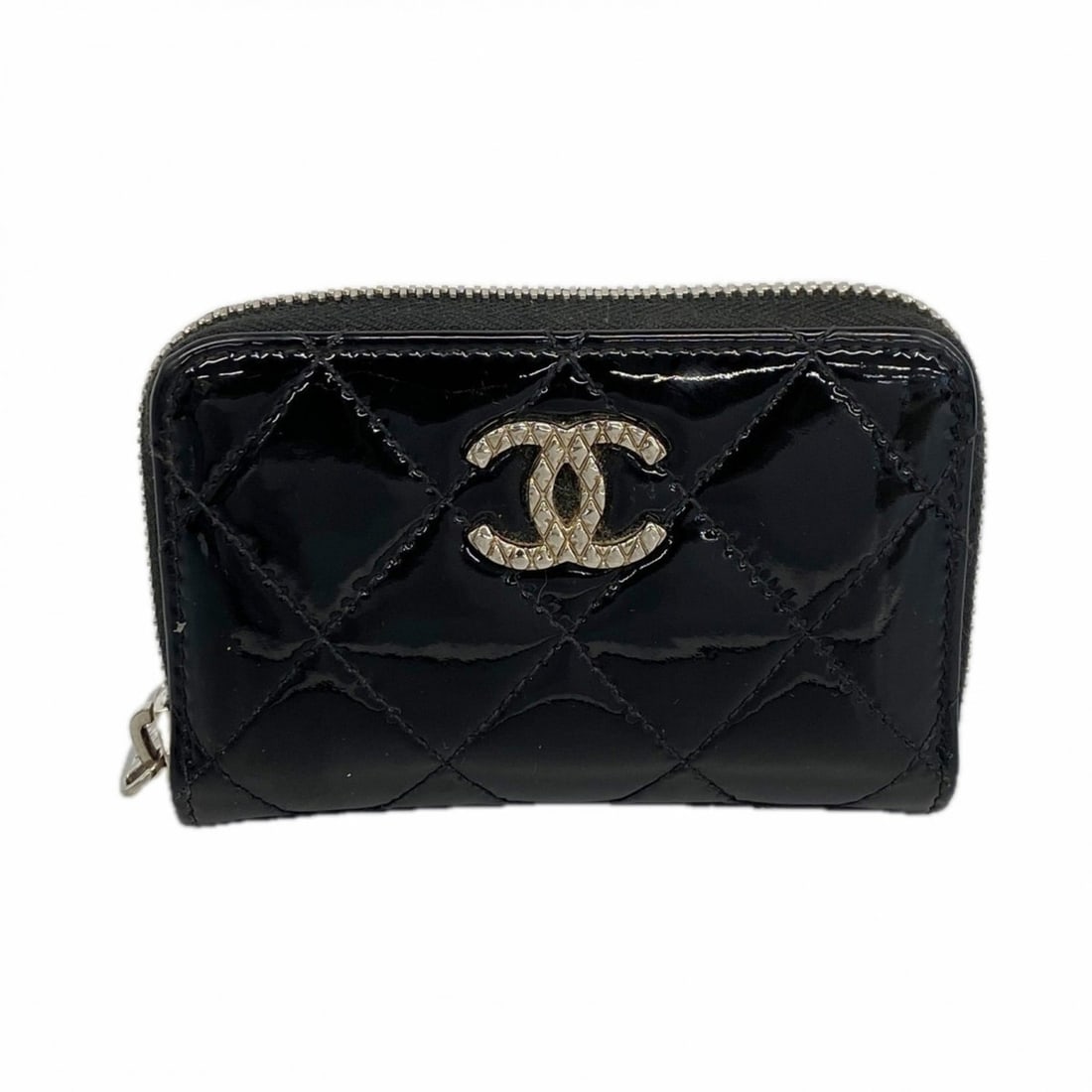 Chanel Matelassé Patent Leather Wallet/Coin Case, Black, for Women: --- Catalog ---Category: SizeSize (HxWxD): 7.5cm x 10.5cm x 3.5cm / 2.95'' x 4.13'' x 1.37''Category: DesignType: Coin purse/coin caseColor: BlackGender: WomenMaterial: Patent leather Category: Genera